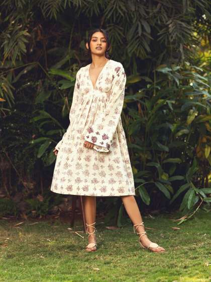 Akashi Clothing Floral Print Organic Cotton Fit F